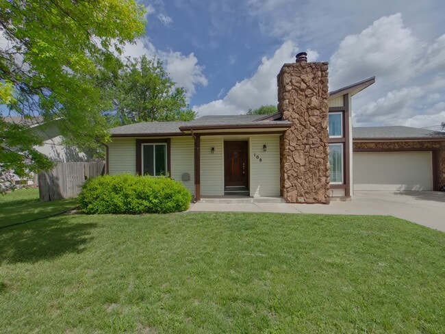 Photo - 108 Aaron Dr Casa