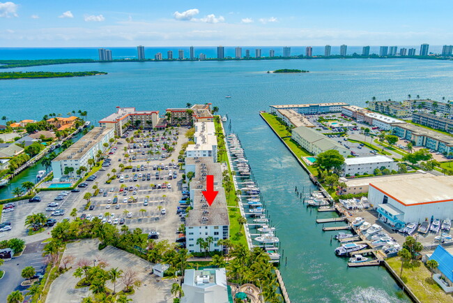 108 Paradise Harbour Blvd Unit Paradise Villas