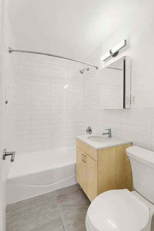 Photo - 620 Malcolm X Blvd Unit 14N