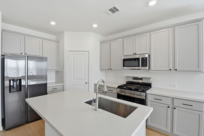 Photo - 21535 Banpo Bend Drive