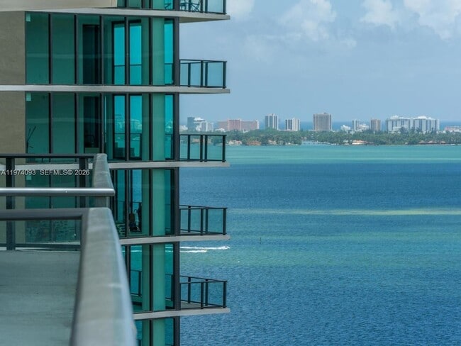 Building Photo - 501 NE 31st St Unit 2108