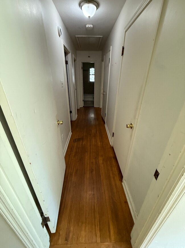 Photo - 5037 Kaye Rd