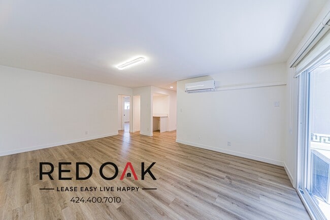 314 S Clark Dr Unit 2