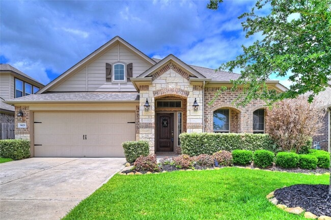 Photo - 3823 Cactus Field Ln