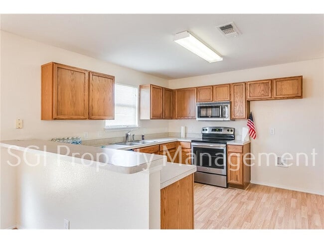 Photo - 1216 Jackson Dr