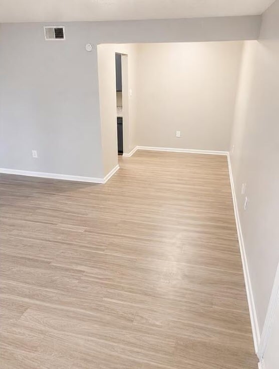 Welcome to Richmond Hills Apartments, where modern living meets comfort. Enjoy spacious, beautifully designed interiors with elegant flooring and ample natural light. Your ideal home awaits. Schedule your tour today to see it for yourself!