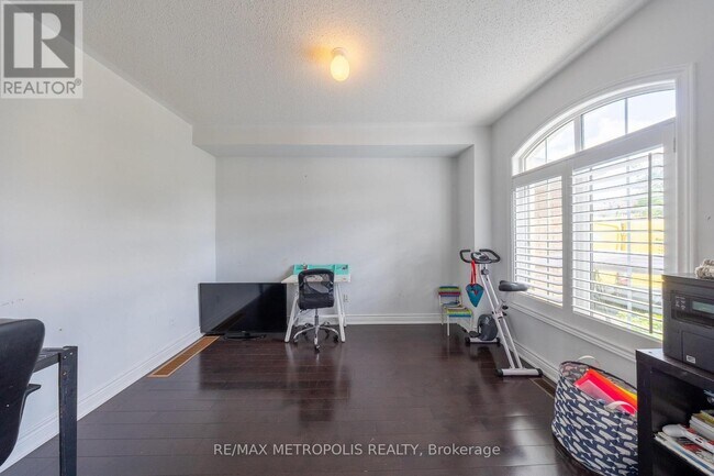Photo - 36 Michaelis St