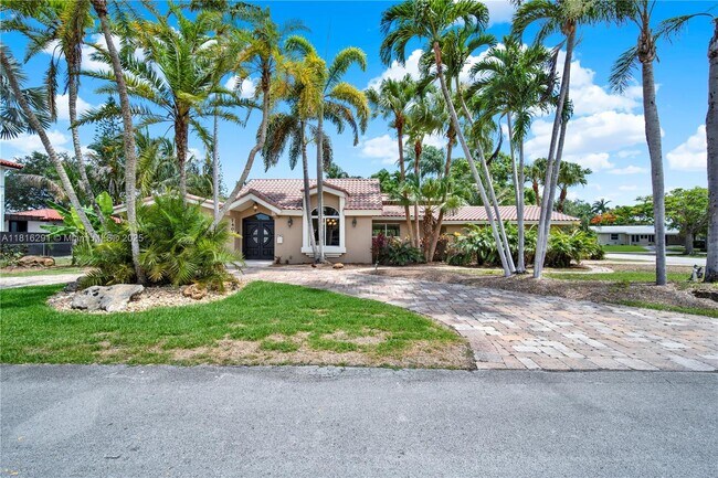 Building Photo - 7405 SW 134th St Rental