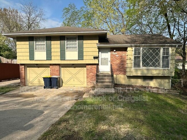 Building Photo - 10210 Fremont Ave