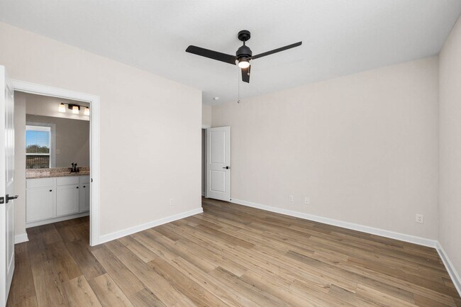 Photo - 3031 Sunmoon Ln