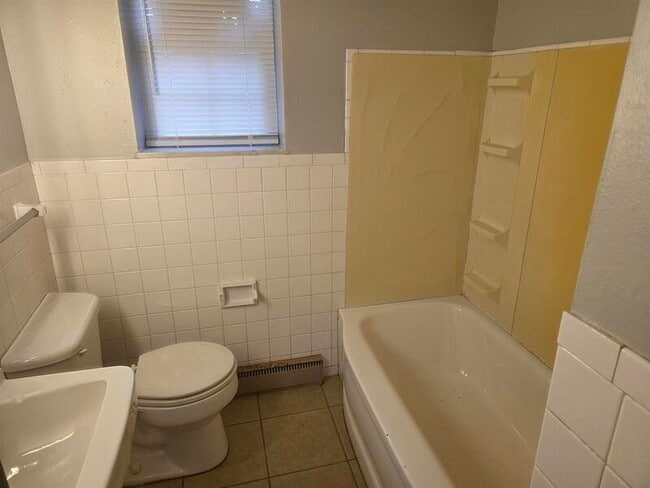 Photo - 2826 S Pennsylvania St Unit Apt C28