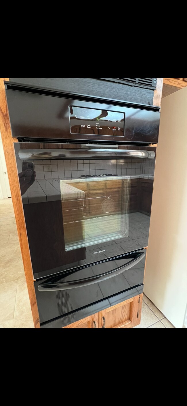 Photo - 701 Commercial Ave Unidad A