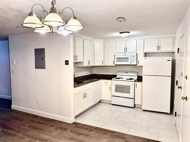 Photo - 395 Revere Beach Pkwy Apartment Unit 1C