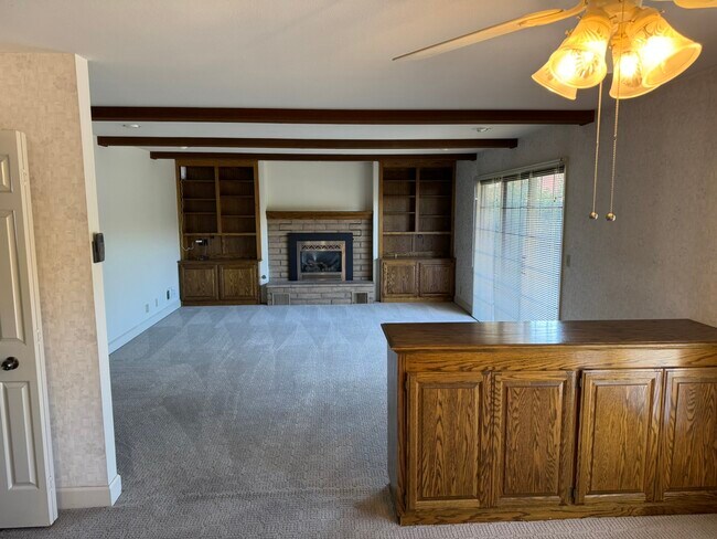 Photo - 1118 Palo Alto Way