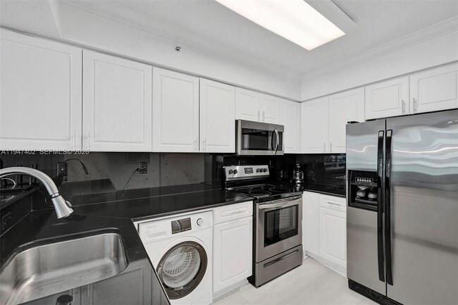 Photo - 2501 S Ocean Dr Unit 905 (available)