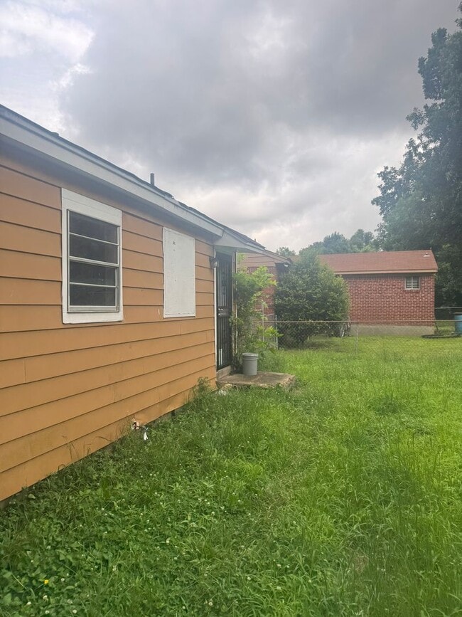 Photo - 1778 Marjorie St