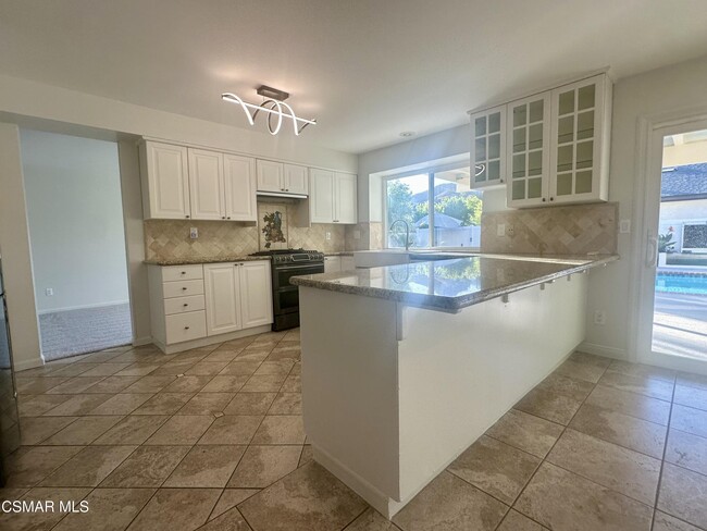 Photo - 26969 Helmond Dr House