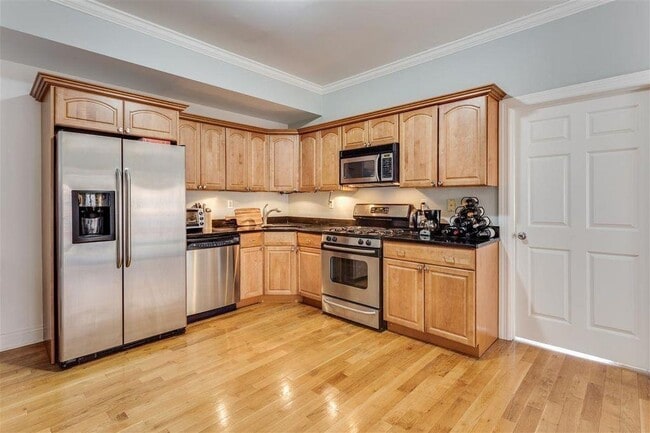 Building Photo - 85 Broadway Unit 2H Rental