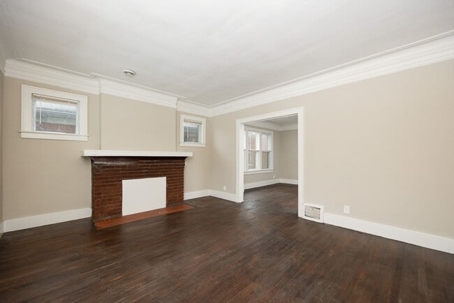 Photo - 3209-3211 Pasadena St Unidad 3211 Pasadena Upper