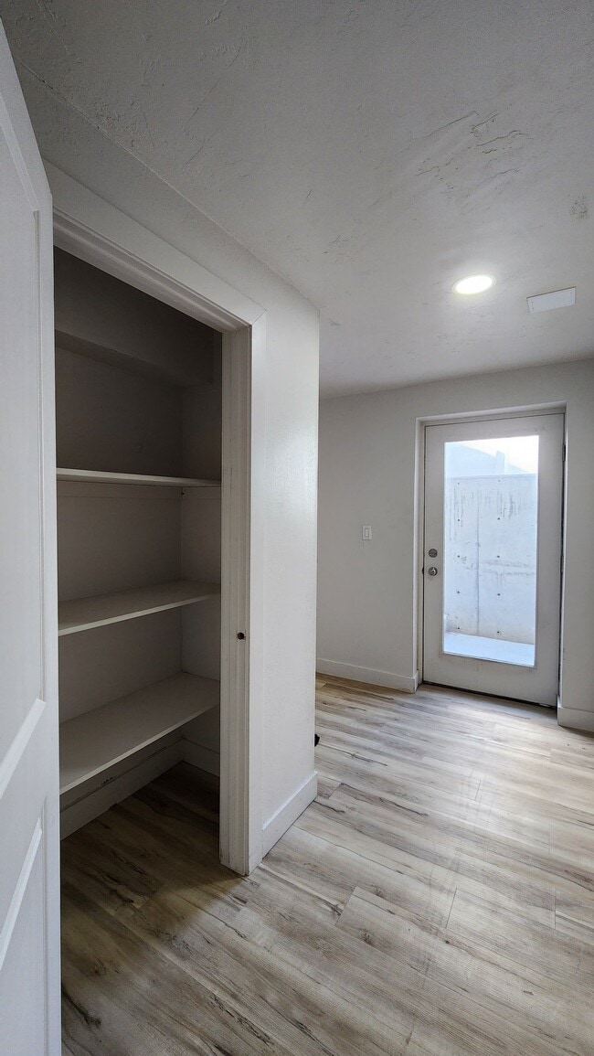 Photo - 2162 N Cloverleaf Wy