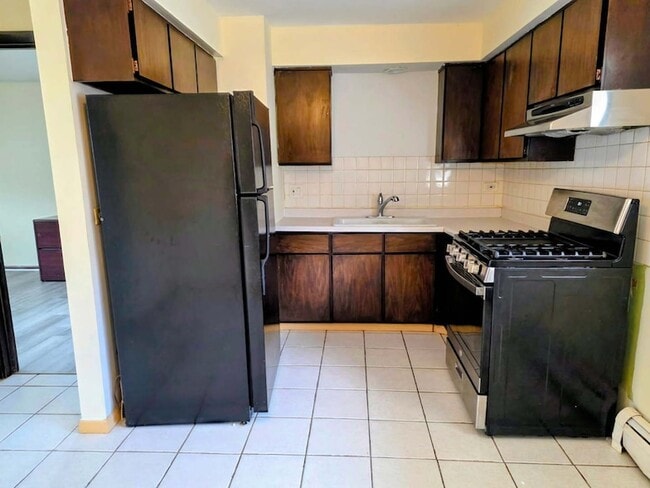 Photo - 1436 Marengo Ave