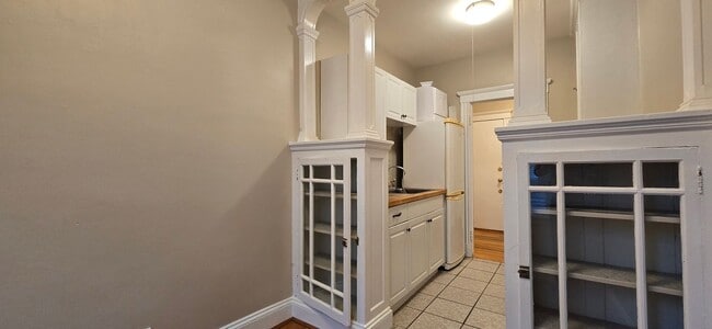 Photo - Short walk to Longwood! Steps to T! Large 1 bedroom w/Cute kitchen with eat-in alcove! (7/1)