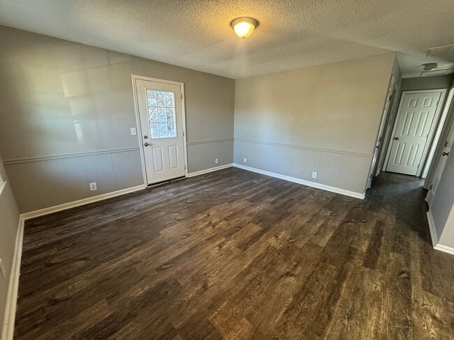 Photo - 4 W 1st St Unidad B