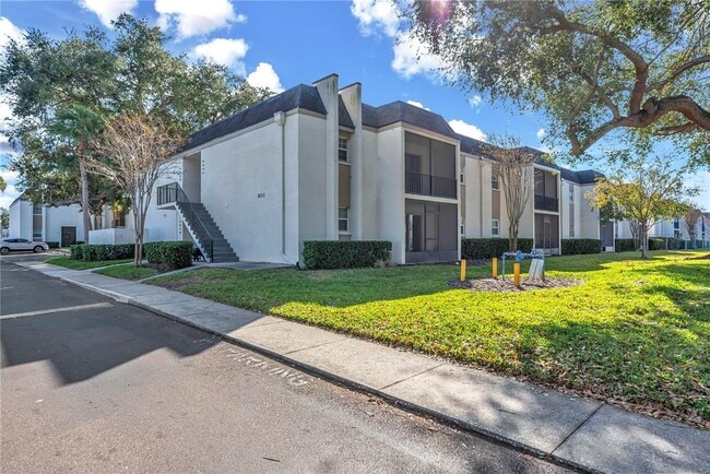 Building Photo - 801 Russell Ln Unit 255