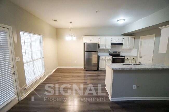 Photo - 112 Timberleaf Cir