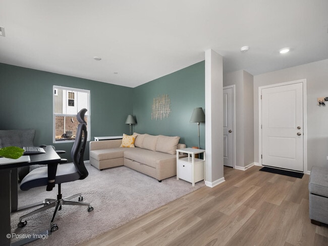 Photo - 1080 Bogart St