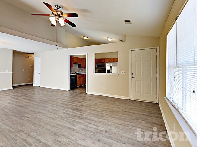 Photo - 1310 May Oak Cir