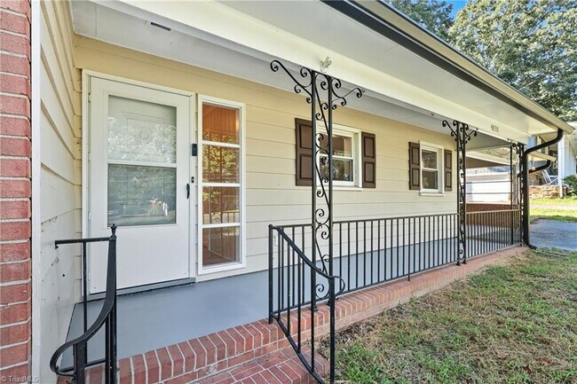 Furnished Room Rental - Pfafftown