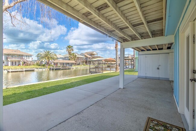 Building Photo - 606 Warsaw Dr