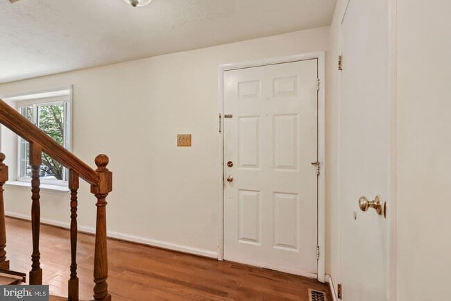 Photo - 9404 Mirror Pond Dr