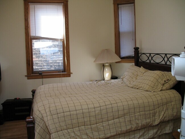 Photo - 713 W Wrightwood Ave