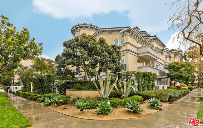 Photo - 7101 Playa Vista Dr Unit 304