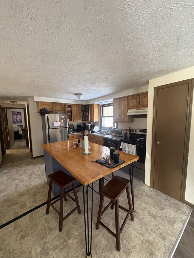 Photo - 98 Pelham Rd