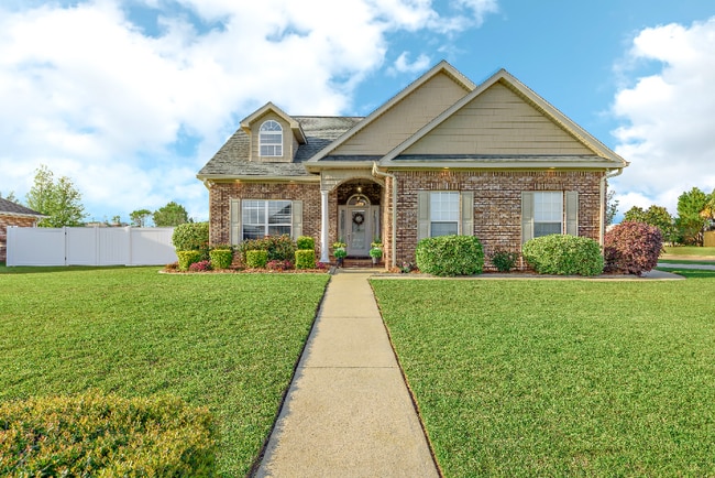 Photo - 137 Greyfox Trail