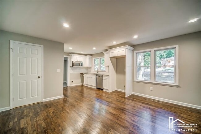 Photo - 6429 Gordon St