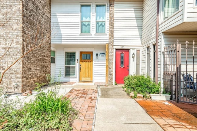 Building Photo - Beautifully Updated 3-Bed, 3-Bath Home in Moore