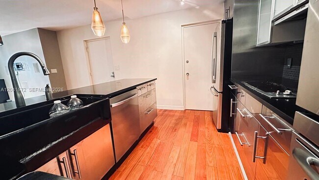 Photo - 900 River Reach Dr Unit 404