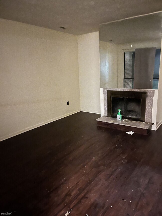 Photo - 2 br, 1.5 bath Condo - 2963 Asbury Court