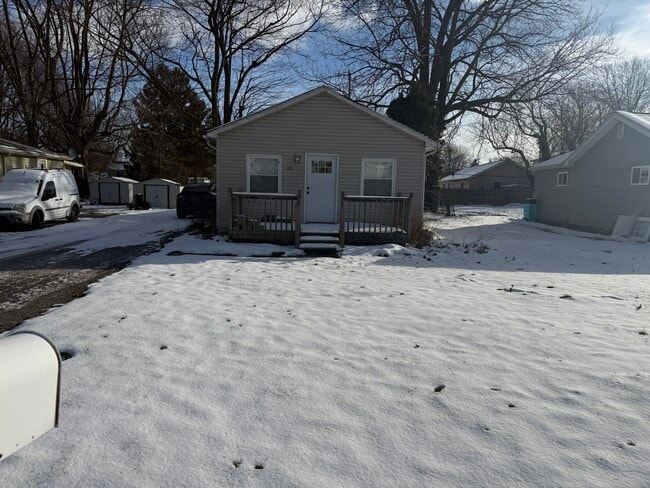 Photo - 120 Lakeview Blvd