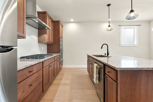 Photo - 11678 NW Kearney St