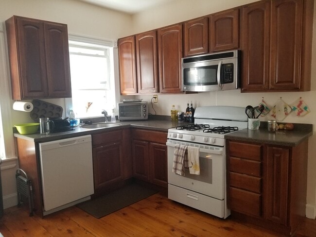 Photo - 188 Boylston St Condo Unit 1