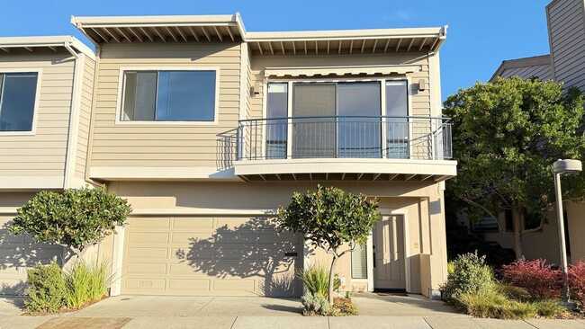 Multi-Level 3-Bedroom, 3-Bath Home with Pa... - Multi-Level 3-Bedroom, 3-Bath Home with Pa...