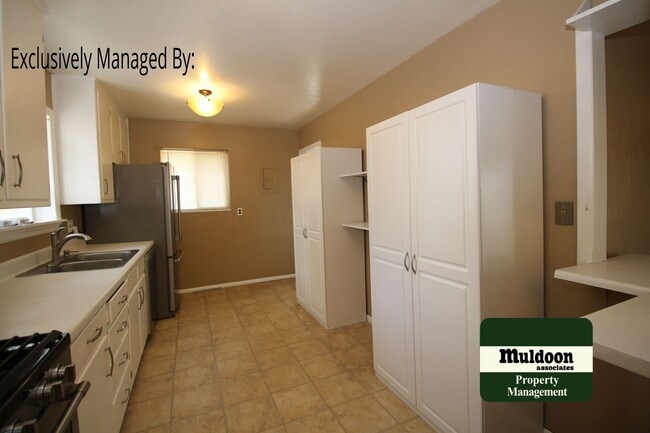 Photo - Nice 5 bedroom home with finished basement...