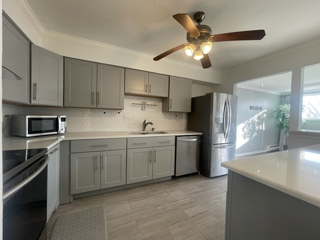 Photo - 9445 Kenton Ave Unidad 206