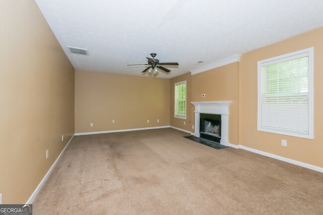 Photo - 4468 Abram Way