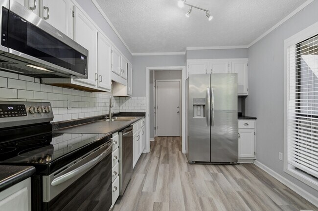 Photo - 5939 Dalton Rd